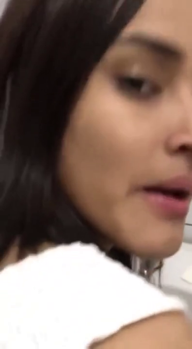Slut giving her pussy in public bathroom